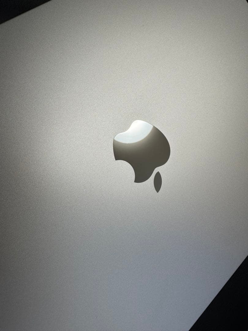 MacBook Air 13インチ 2022 M2 8GB 1TB スターライト