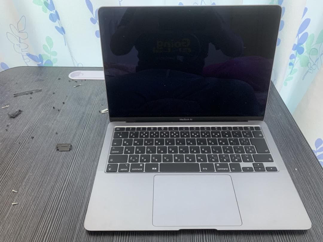 ジャンク MacBook Air A2179 2020 i5/8GB/256GB
