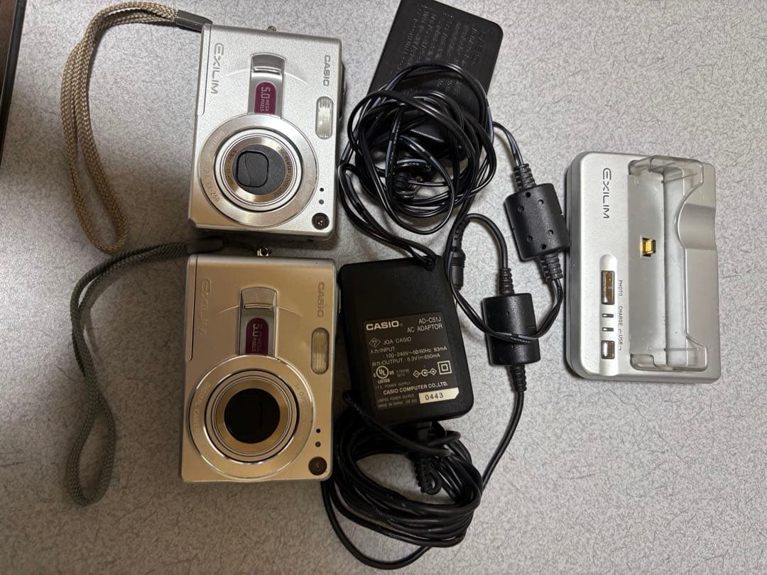 CASIO EX-Z70 コンパクトデジタルカメラ 2台セット