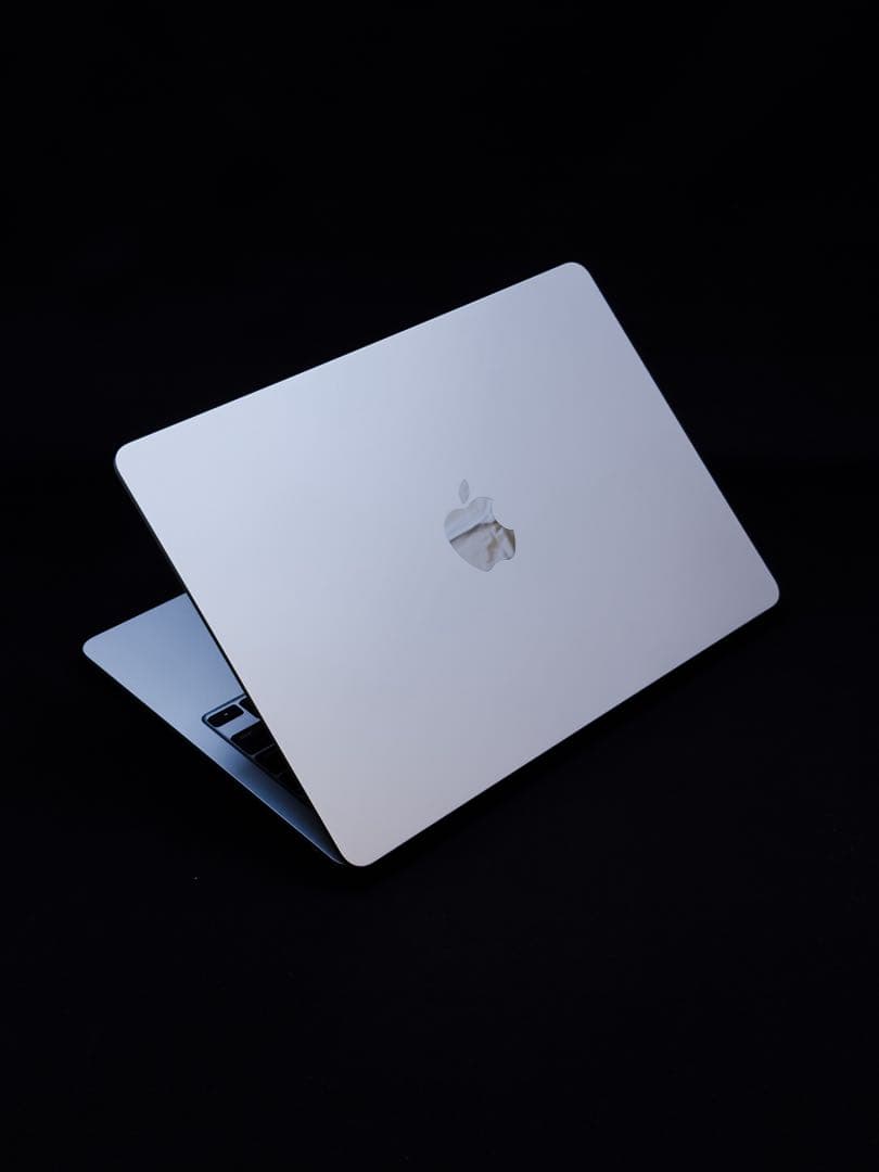 MacBook Air 13インチ（M4チップ）US配列モデル　スカイブルー