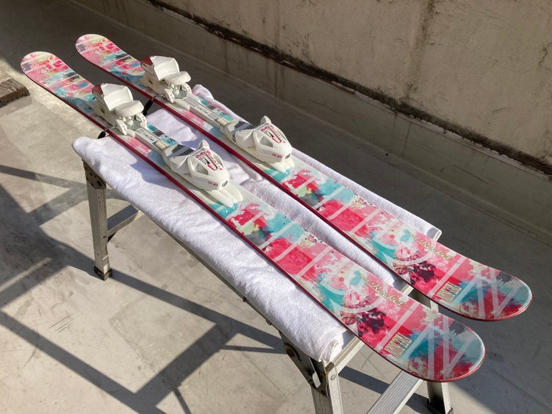 【美品】ショートスキー(ファン　ミッド　ミドル)ボードと解放ビィンディングセット