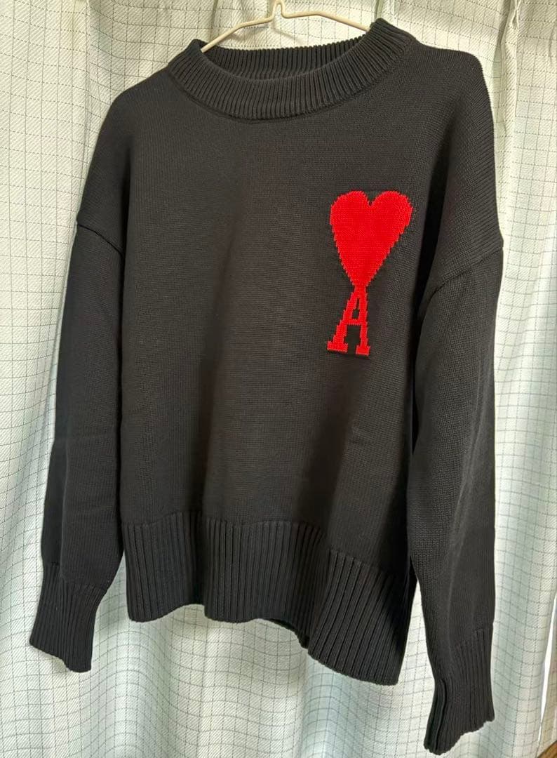 C*i様 アミBIGハートロゴフェルト メリノウールセーター ブラックレッドSサ