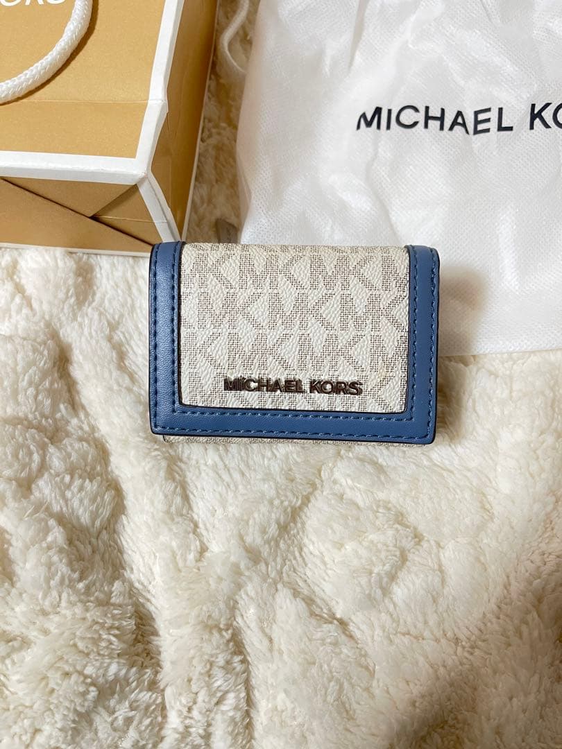 MICHAEL KORS ジッパー付きケース