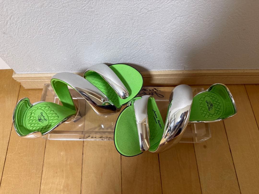 Julian Hakes ハイヒール シルバー・グリーン