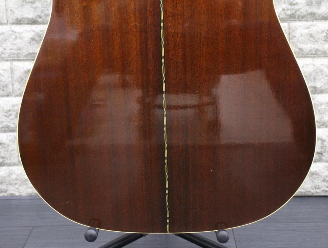 ▲YAMAHA/ヤマハ アコースティックギター ヴィンテージ FG-200 D