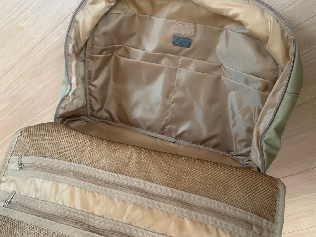 AWW アウ ヴィーガンレザー バッグ ベージュ　ボストン