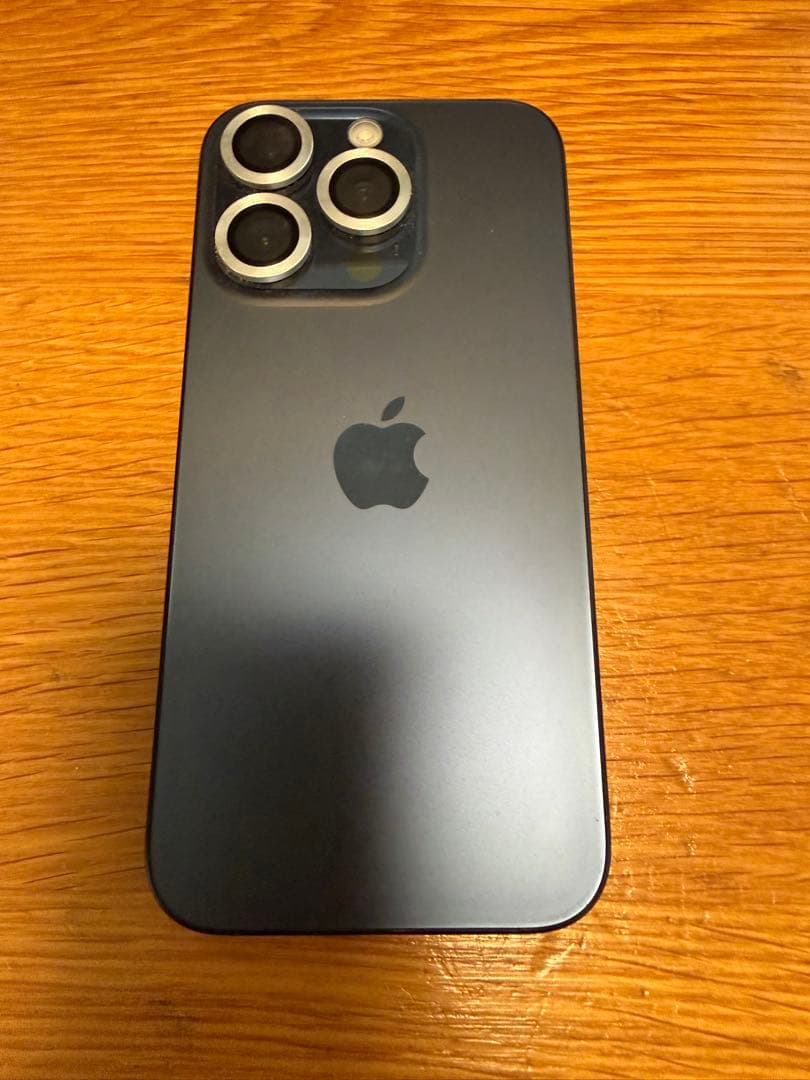 Apple iPhone 15 Pro 512GB casetifyケース付き