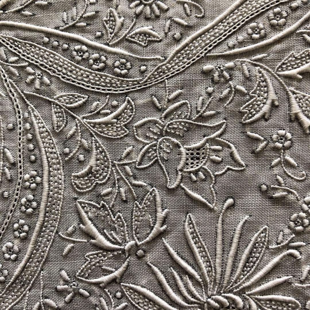 未使用　SWATOW ハンカチ　汕頭　手刺繍　スワトウ　花柄　パッケージなし発送