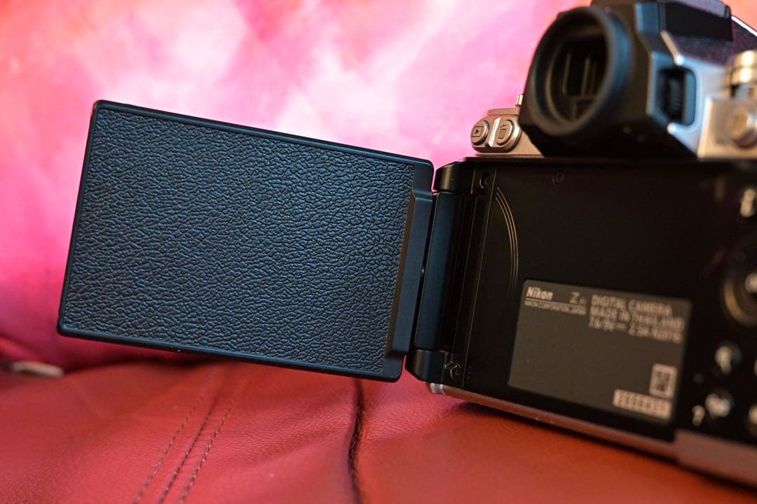 Nikon zfc シルバー 別売ttartisan ミラーレス一眼