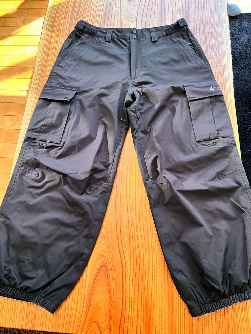 NOMADIK 777  WEAR 上下セット