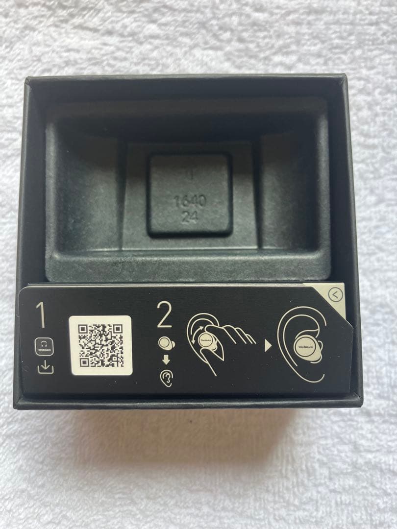 美品Technics AZ60M2 ワイヤレスイヤホンシリコンケース付き