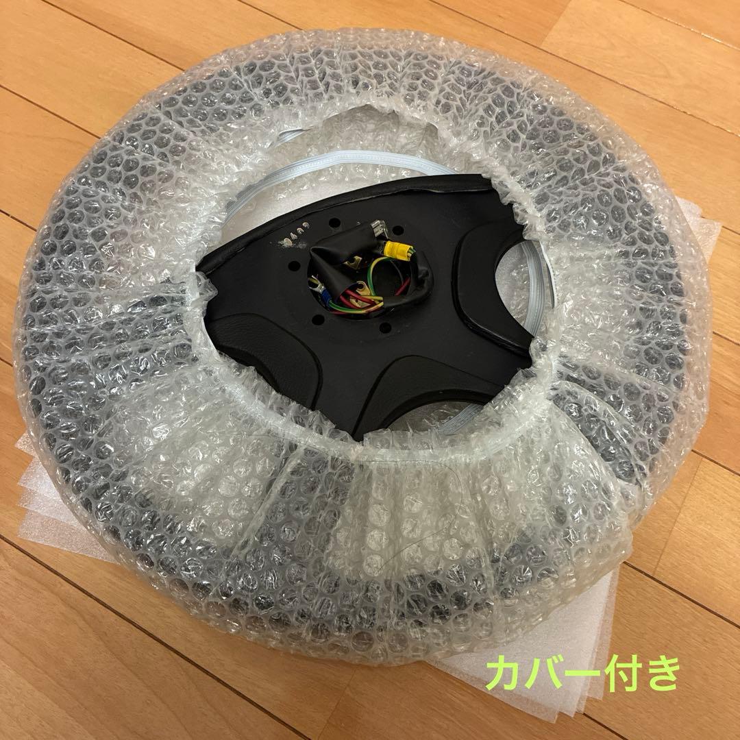 MOMO モモギブリ4 ステアリング 直径約35㎝