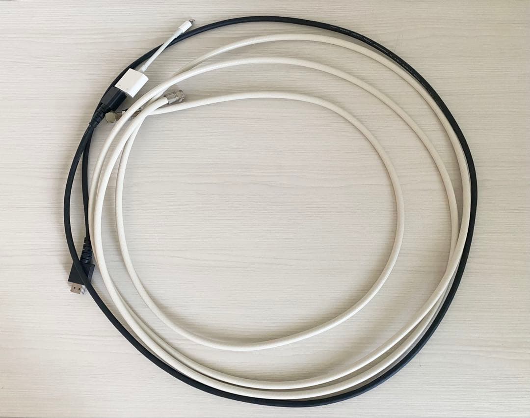 SHARP シャープ　AQUOS アクオス　テレビ　TV ６０インチ