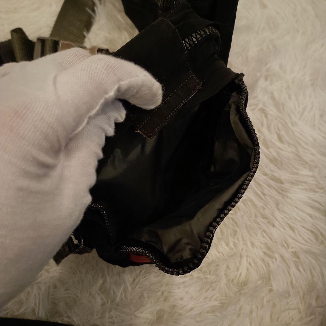 PRADA✨　 ボディバッグ・ウエストポーチ 黒　ブラック