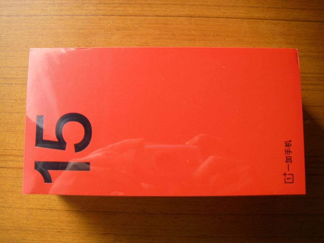 スマートフォン本体 OnePlus 15 12GB RAM 256GB ROM Sand Storm