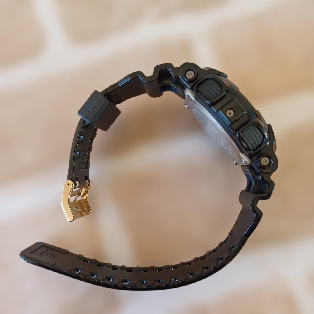 CASIO G-SHOCKジーショック腕時計 ゴールド&ブラック 人気爆発中