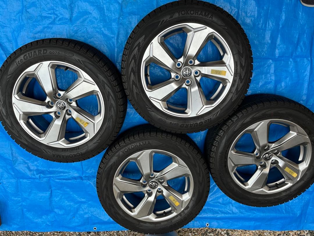 今週限定値下げ　ヨコハマタイヤ18インチホイールセットiceGUARD G075
