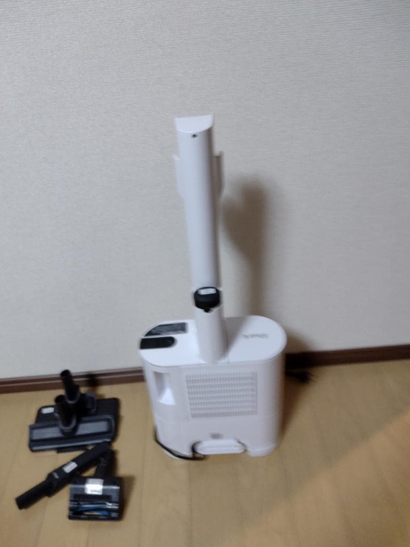 シャーク★コードレスクリーナー★LC551JBK★バッテリー新品と同等★