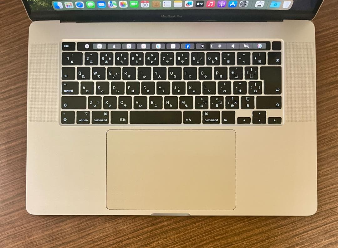 高性能・大画面 MacBook Pro 2019 - i7、32GB、512GB