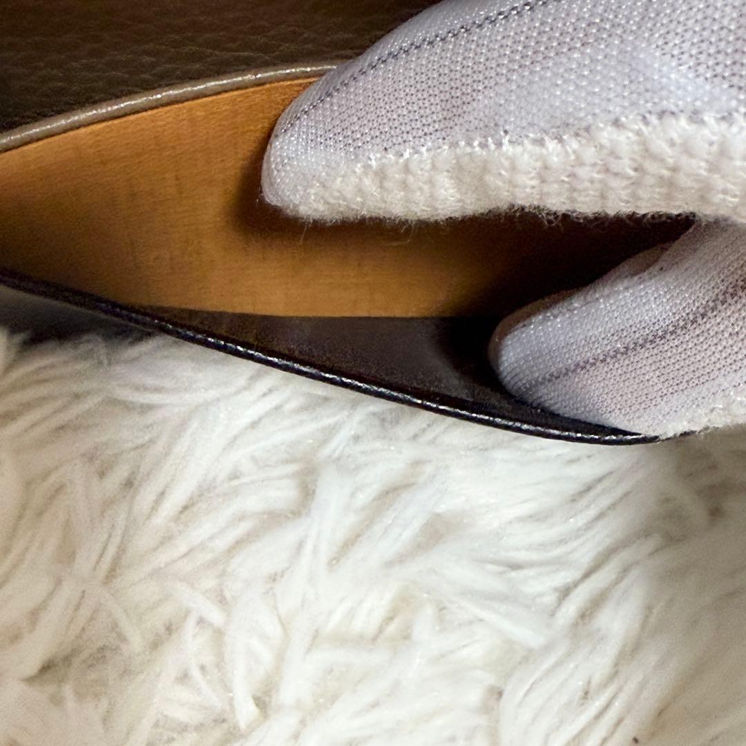 【極美品】TOD'S 名刺入れ　型押しロゴ マルチカラー