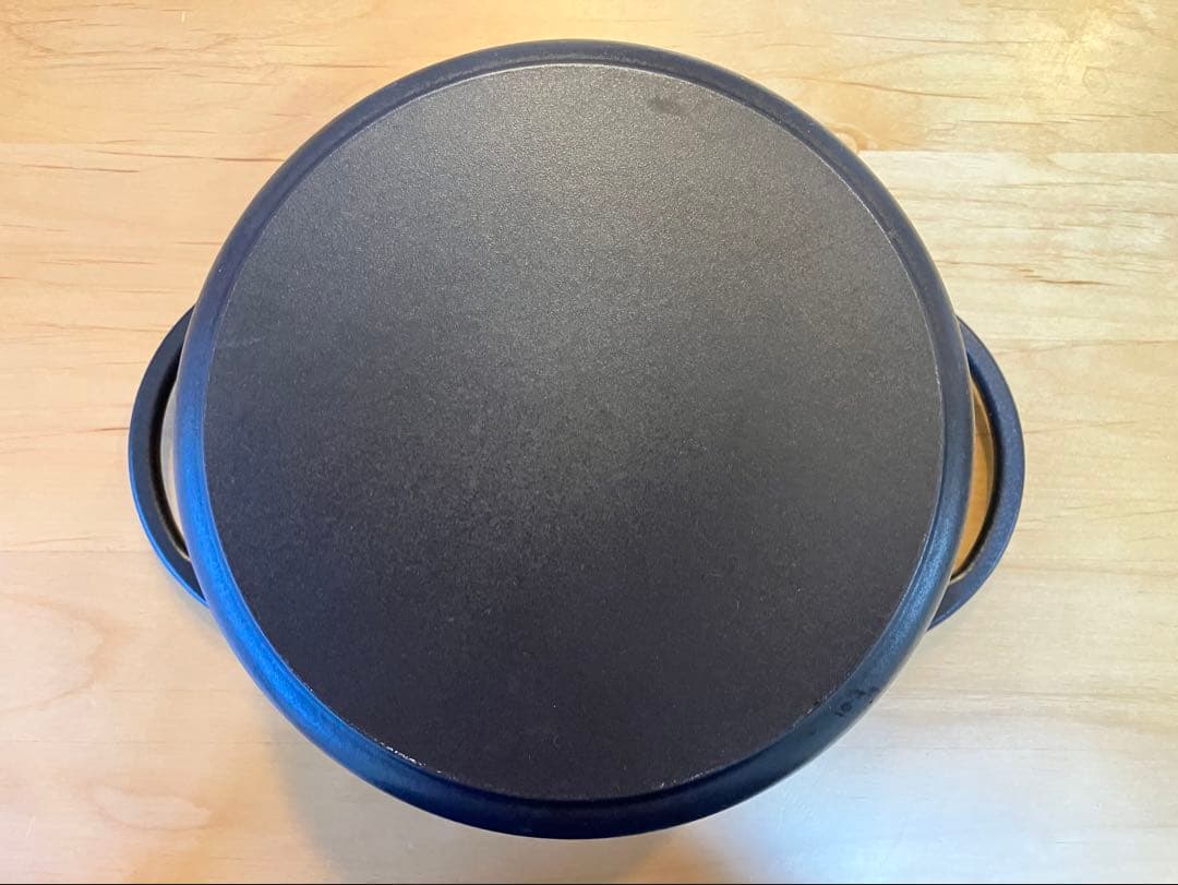 m*.様 VERMICULAR 鍋 ブラック 直径 22cm バーミキュラ 両手