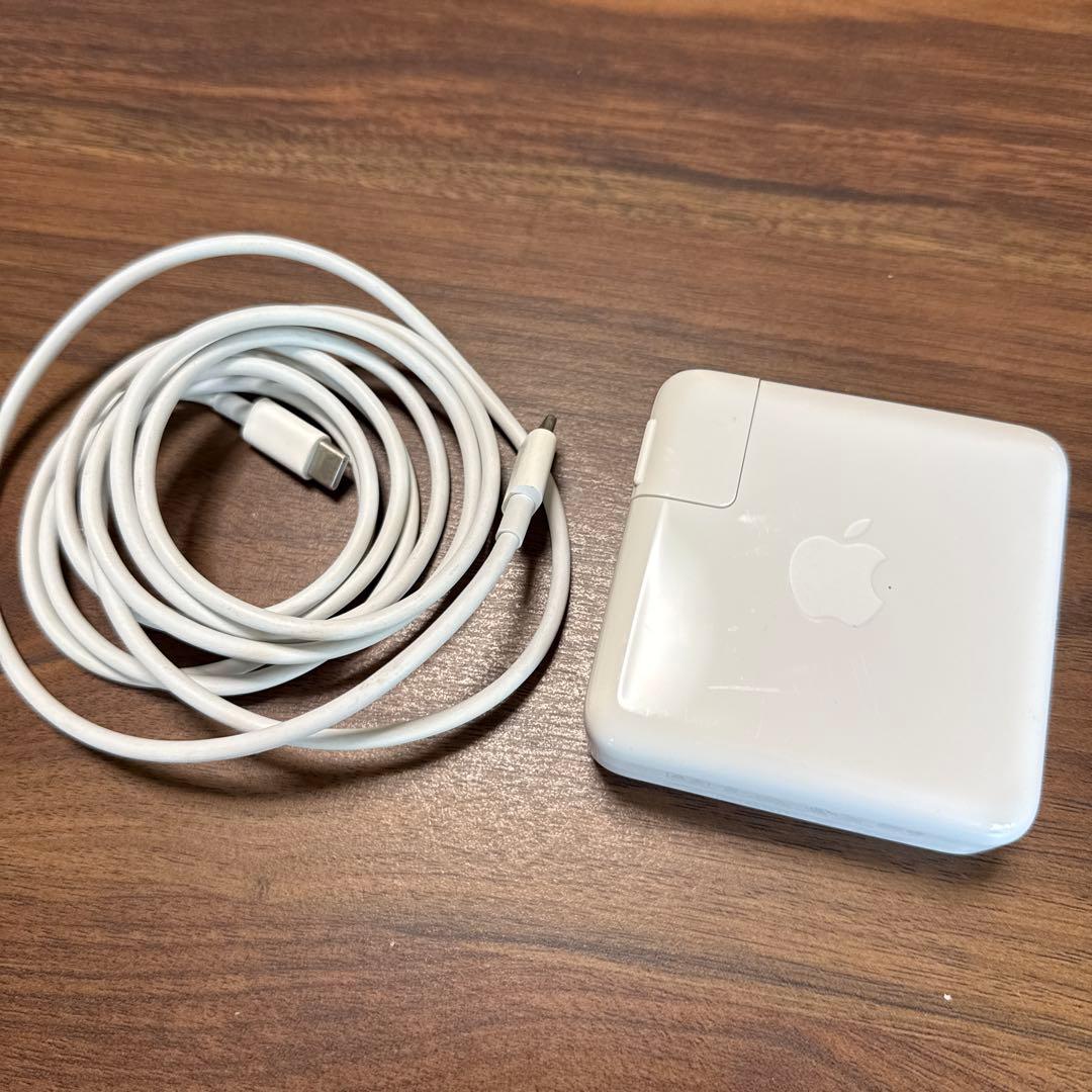 【最終値下げ】Mac Book Pro 2022 M2 13インチ