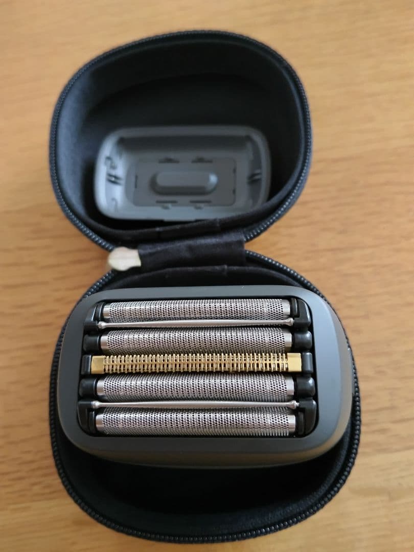 Panasonic ラムダッシュ　パームイン　　ES-PV3A-K シェーバー