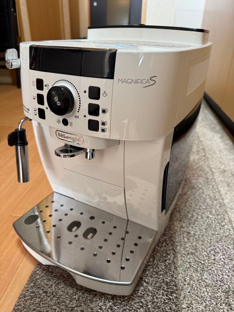 De'Longhi MAGNIFICA S 全自動コーヒーマシン