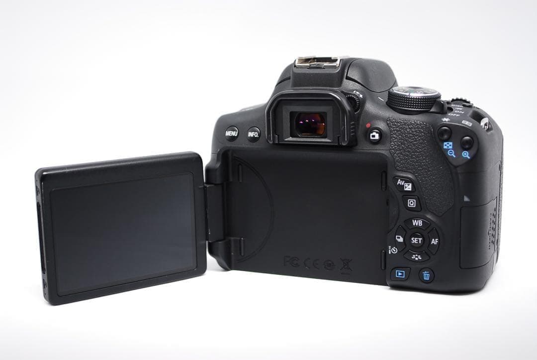 高性能一眼レフ✨Canon Kiss X8i✨超望遠レンズ付Wレンズ✨