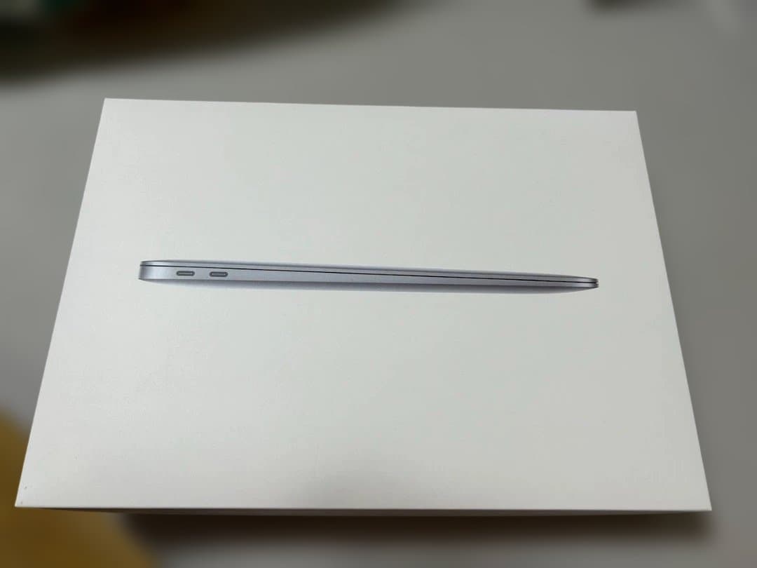 MacBook Air 2020年モデル（Intel Core i5）