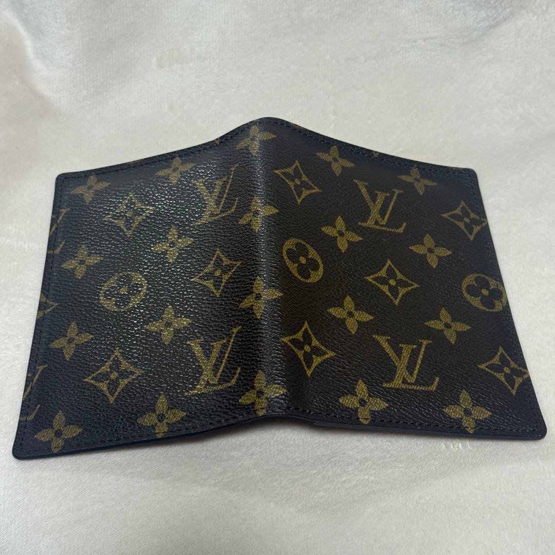 ルイヴィトン パスポートケース