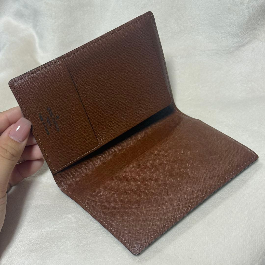 ルイヴィトン パスポートケース