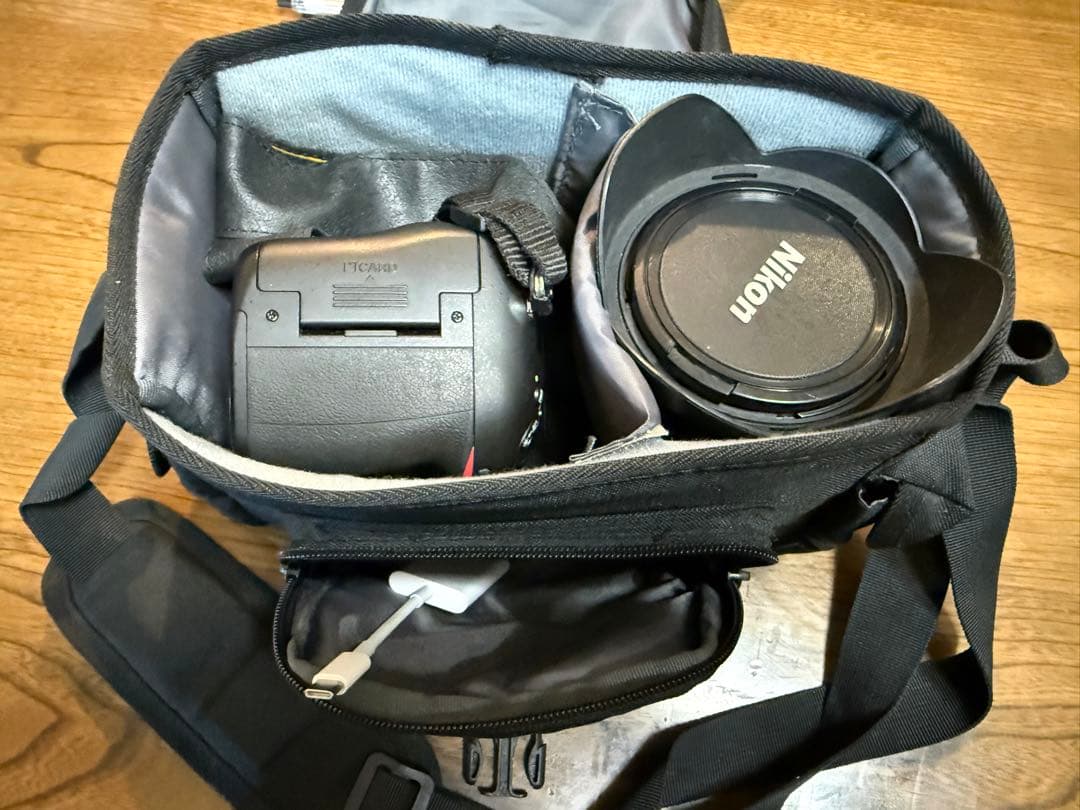 デジタルカメラ Nikon AF-S NIKKOR 17-35mm F2.8D