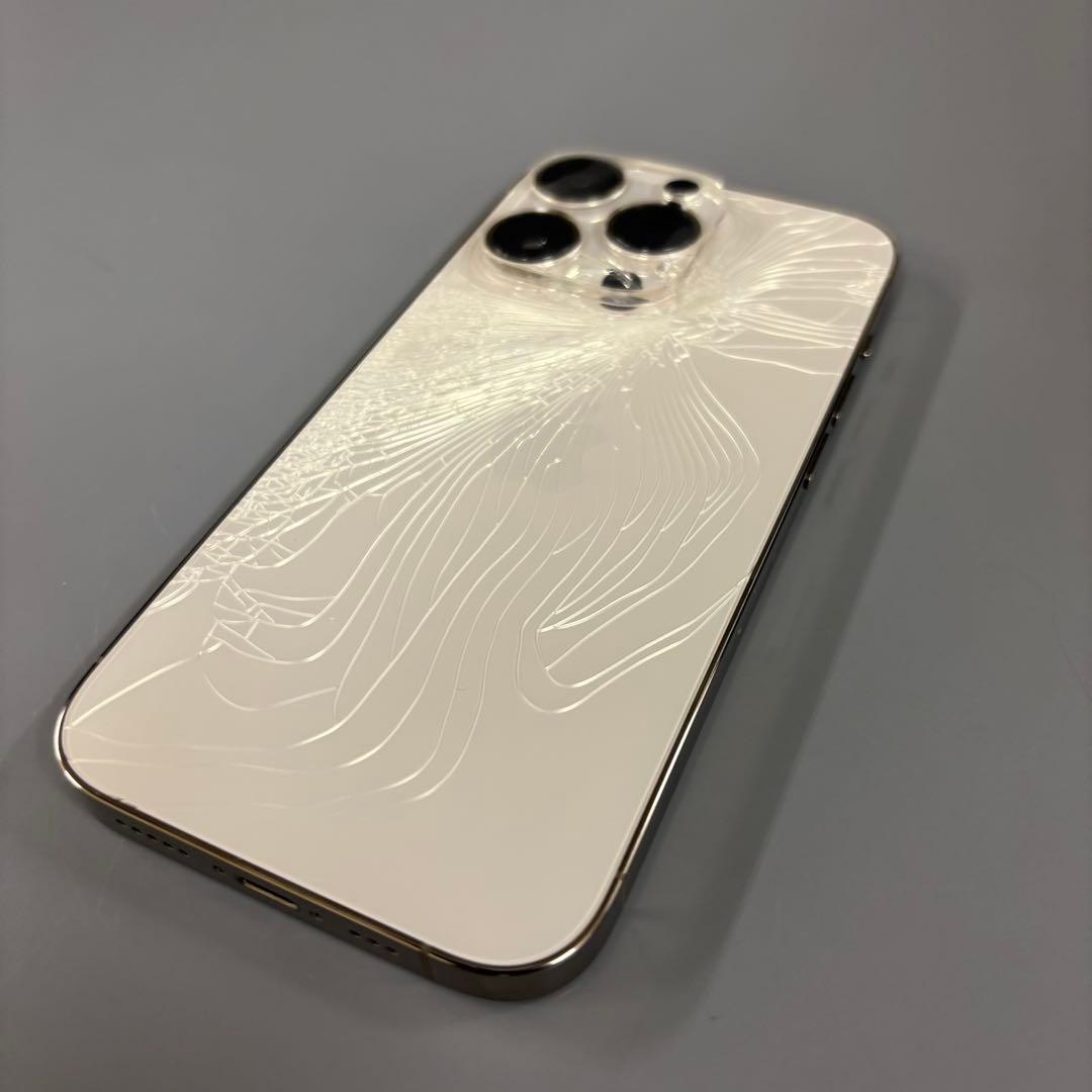 iPhone 14Pro 256GB【背面割れあり】