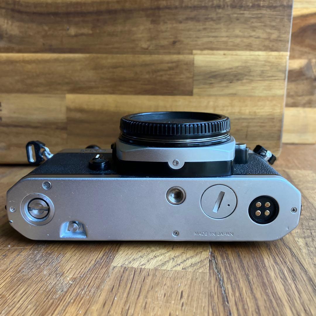 [美品]Nikon FE2 一眼レフカメラ　おまけジャンクMD-12