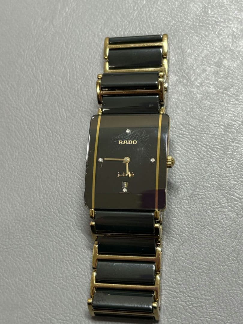 RADO jubilee クォーツ腕時計 黒金　ラドーダイヤ４P