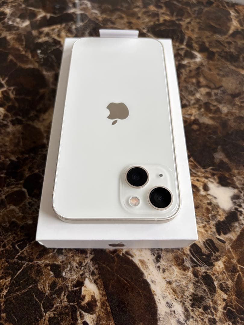 iPhone13 128GB スターライト（ホワイト）　美品