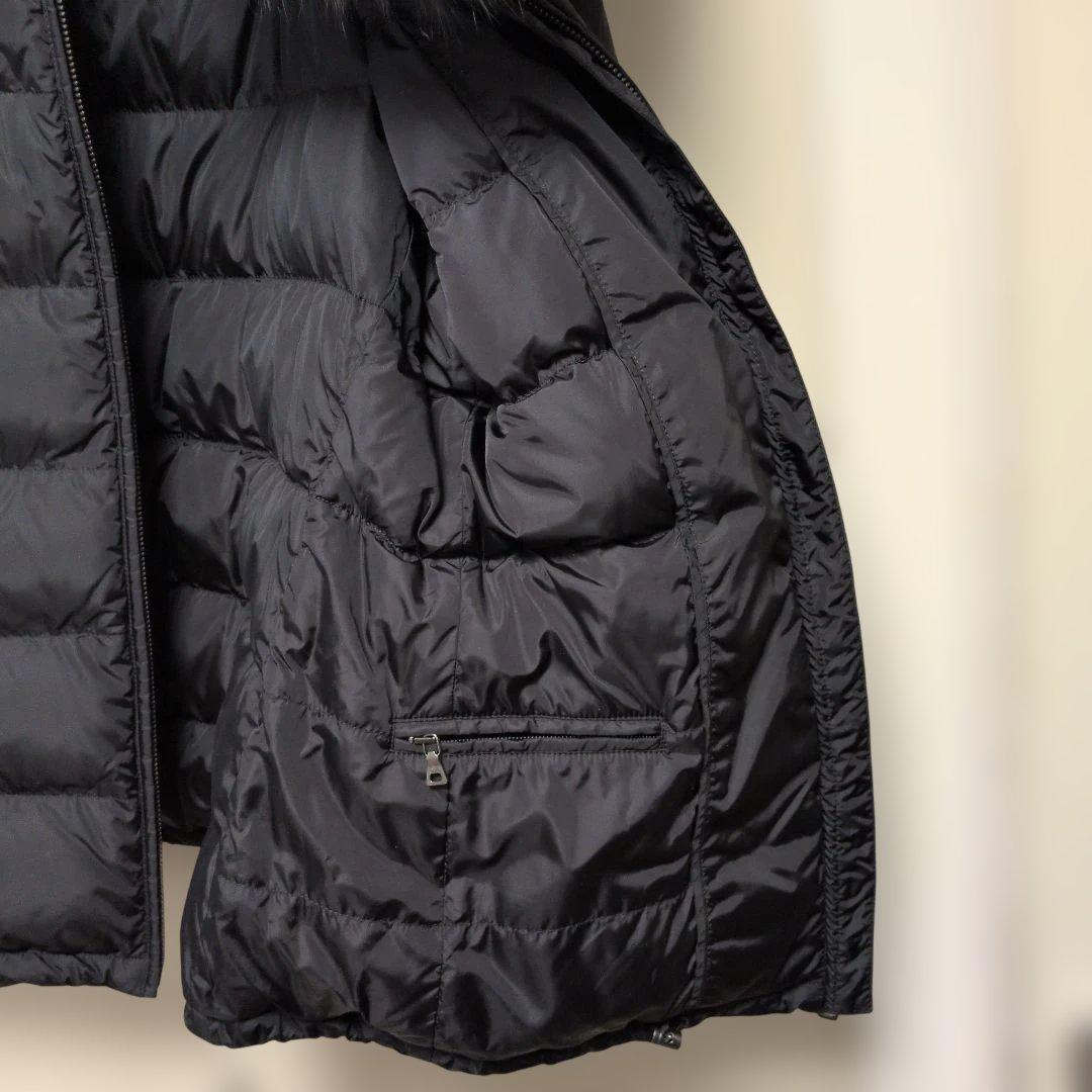 PRADA ブラック ダウンジャケット 美品ファー付き