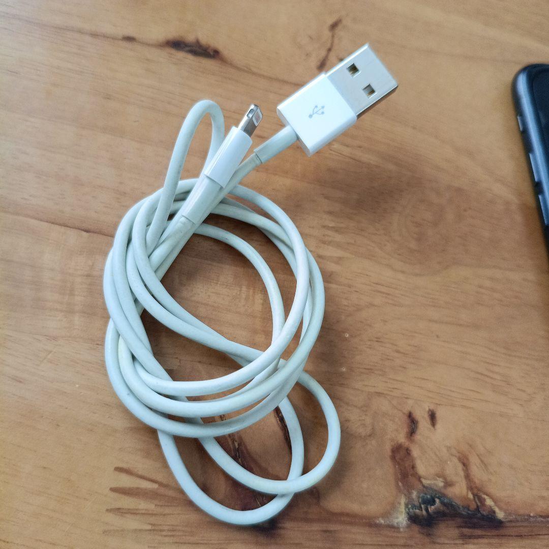 iPhone se2 第2世代 ブラック simフリー