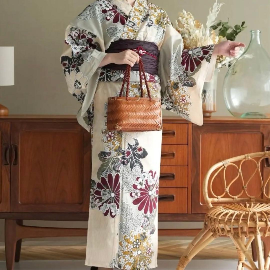 花柄浴衣・帯セット（白地・紫帯）