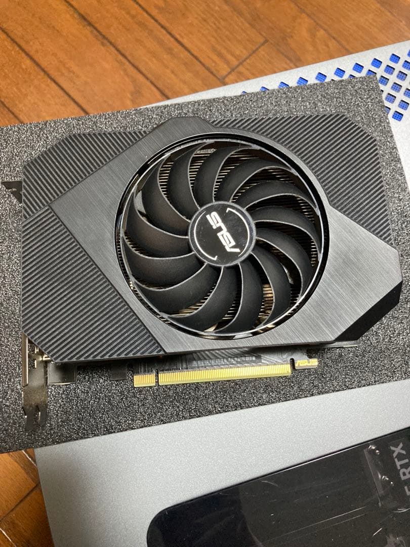 グラフィックボード・グラボ・ビデオカード ASUS GeForce RTX3050 8G DDR6