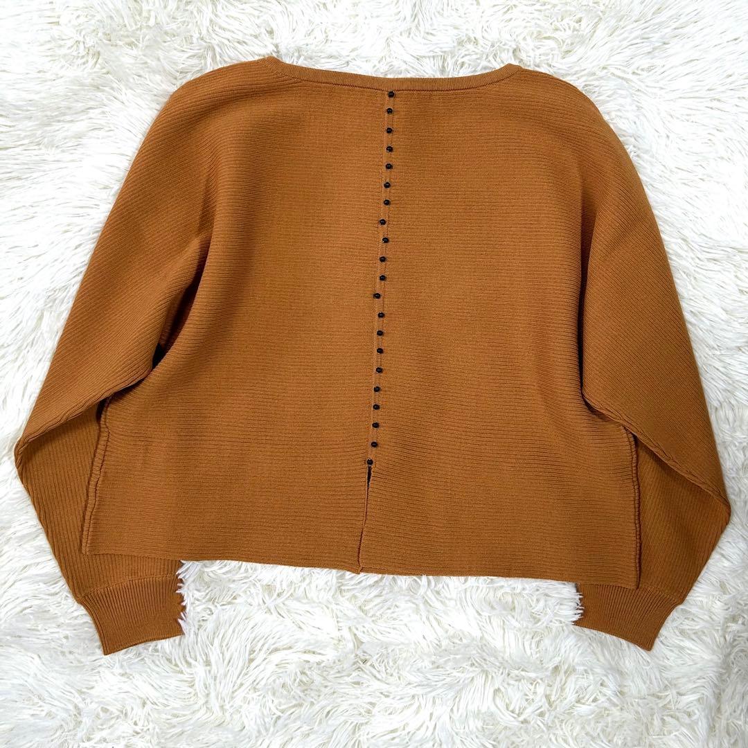 新品タグ付き　ビアズリー BEARDSLEY 後ろパールニット　キャメル