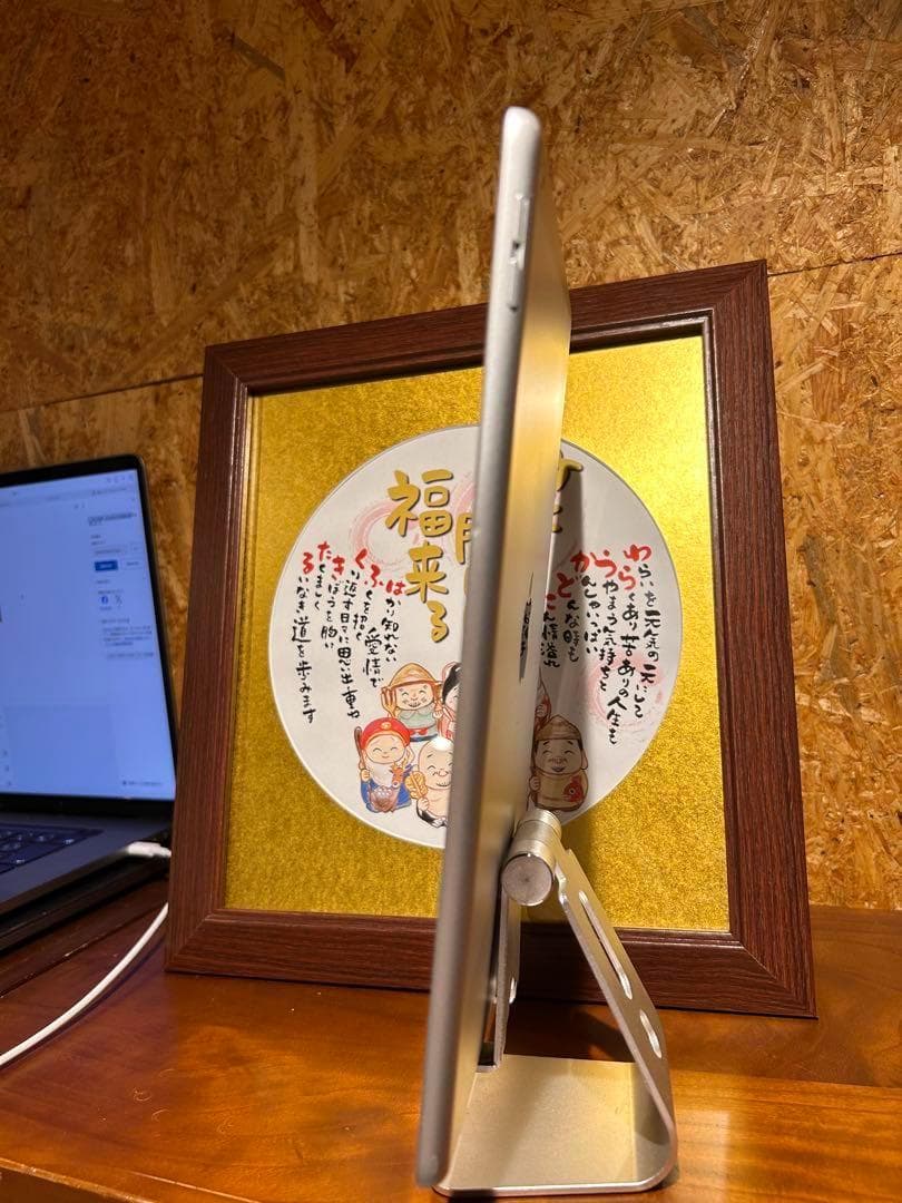 Apple iPad (第9世代) 64GB シルバー　最大容量100%