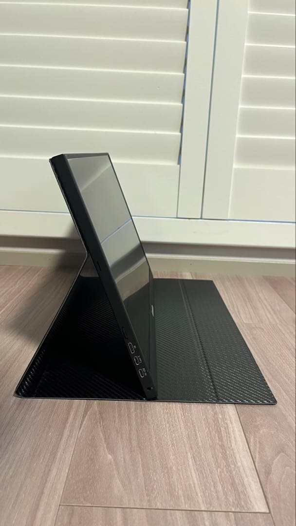 Acouto ポータブルモニター ブラック　17.3インチ