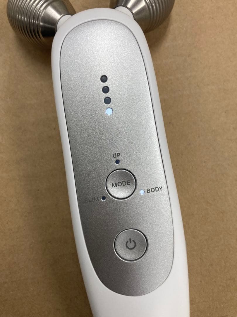 美顔器 AGE-R メディキューブ　EMSショット