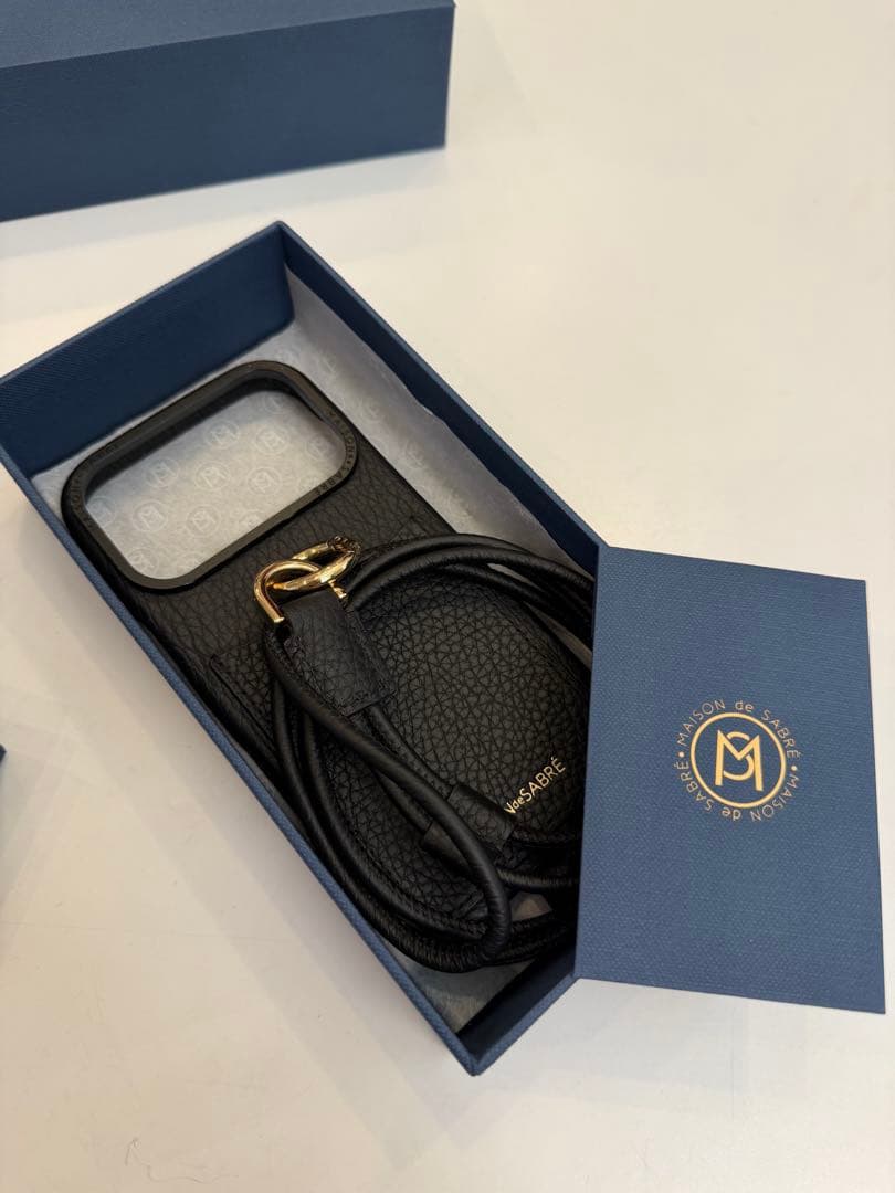 MAISON de SABRÉ iPhone17Pro用ケース