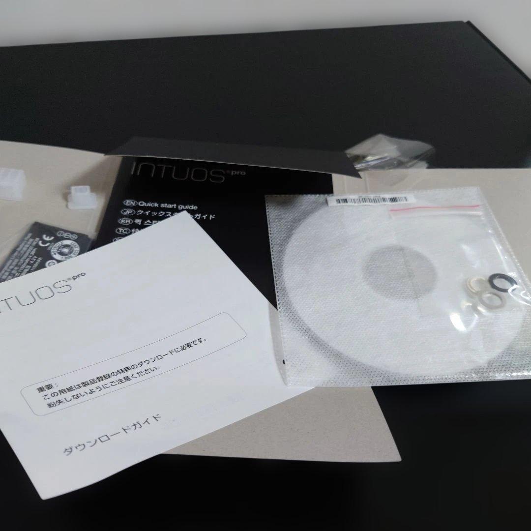 ワコム ペンタブ intuos Pro PTH-851/K1
