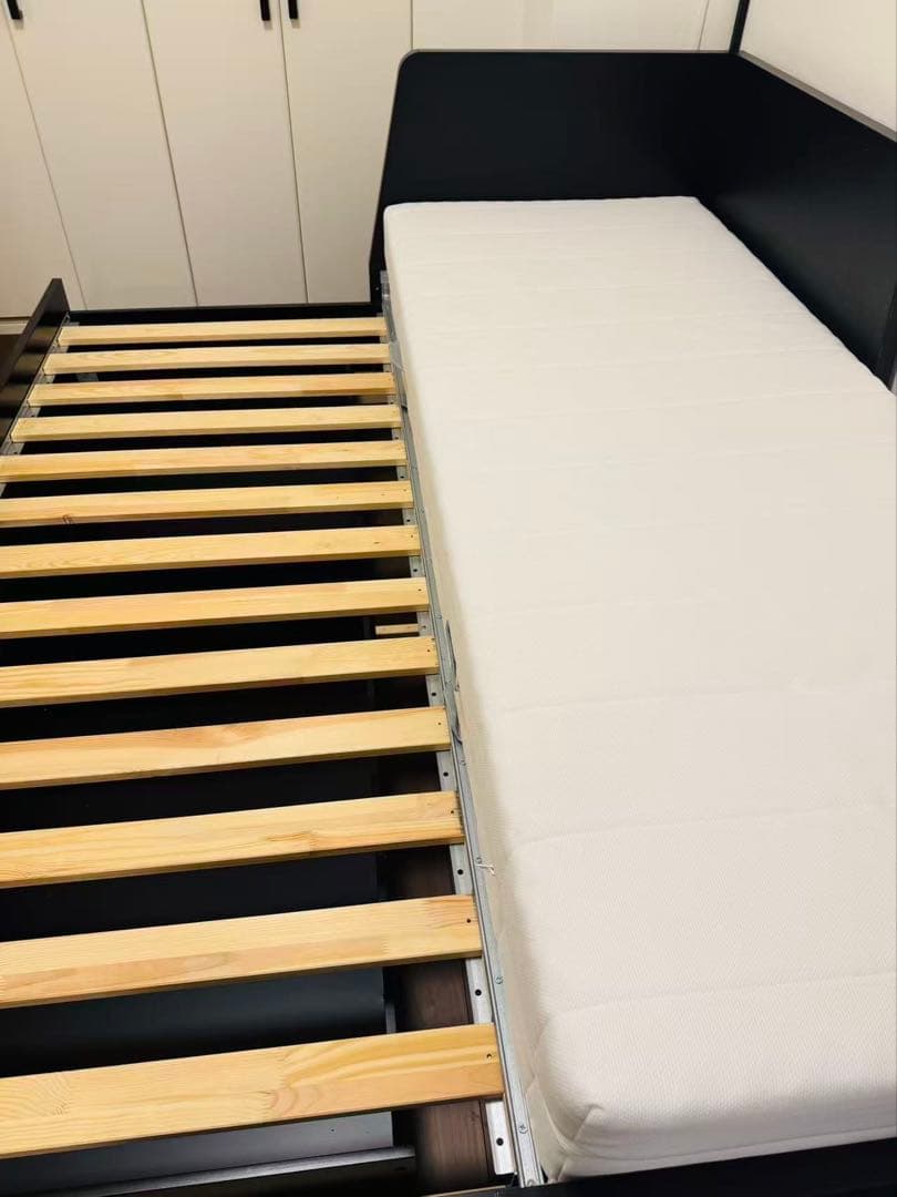 IKEA FLEKKE フレッケデイベッドとマットレス
