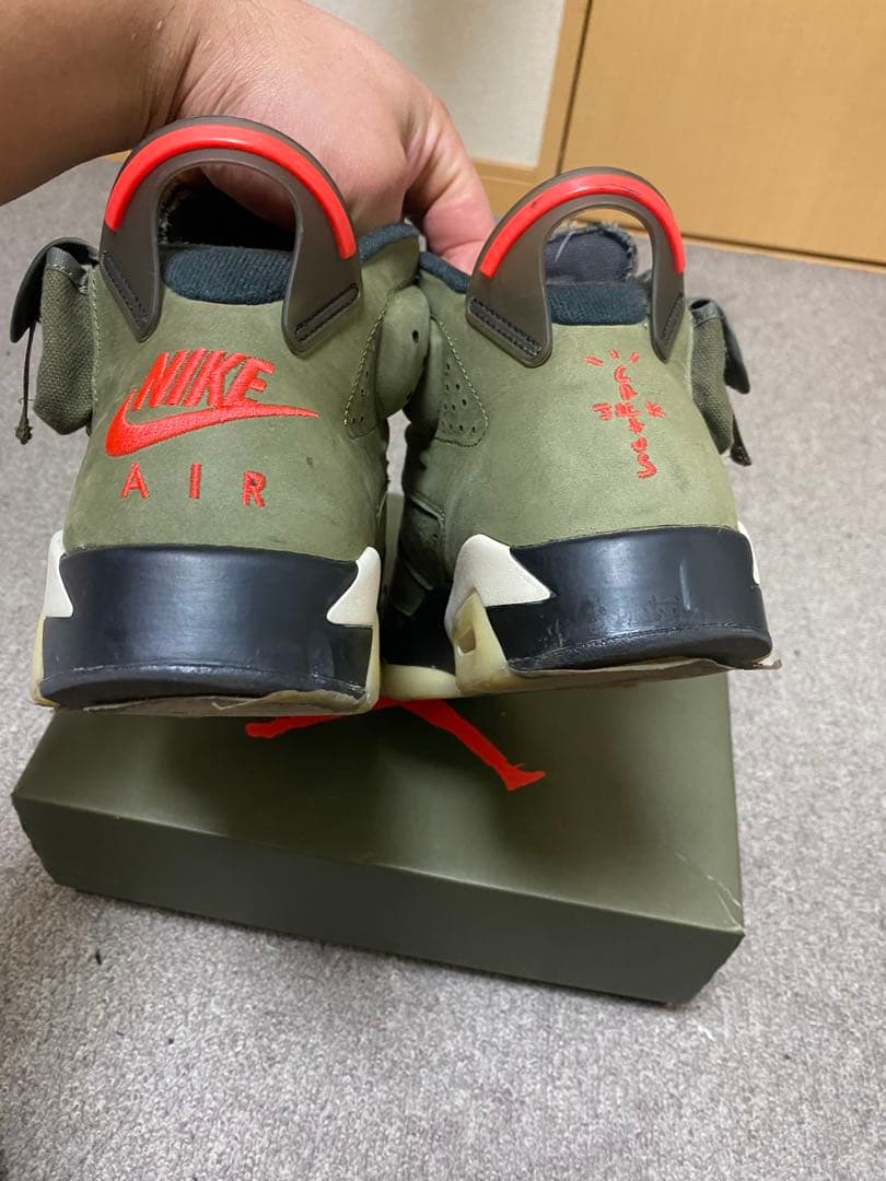 R*1様 Air Jordan 6 トラヴィススコット　オリーブ