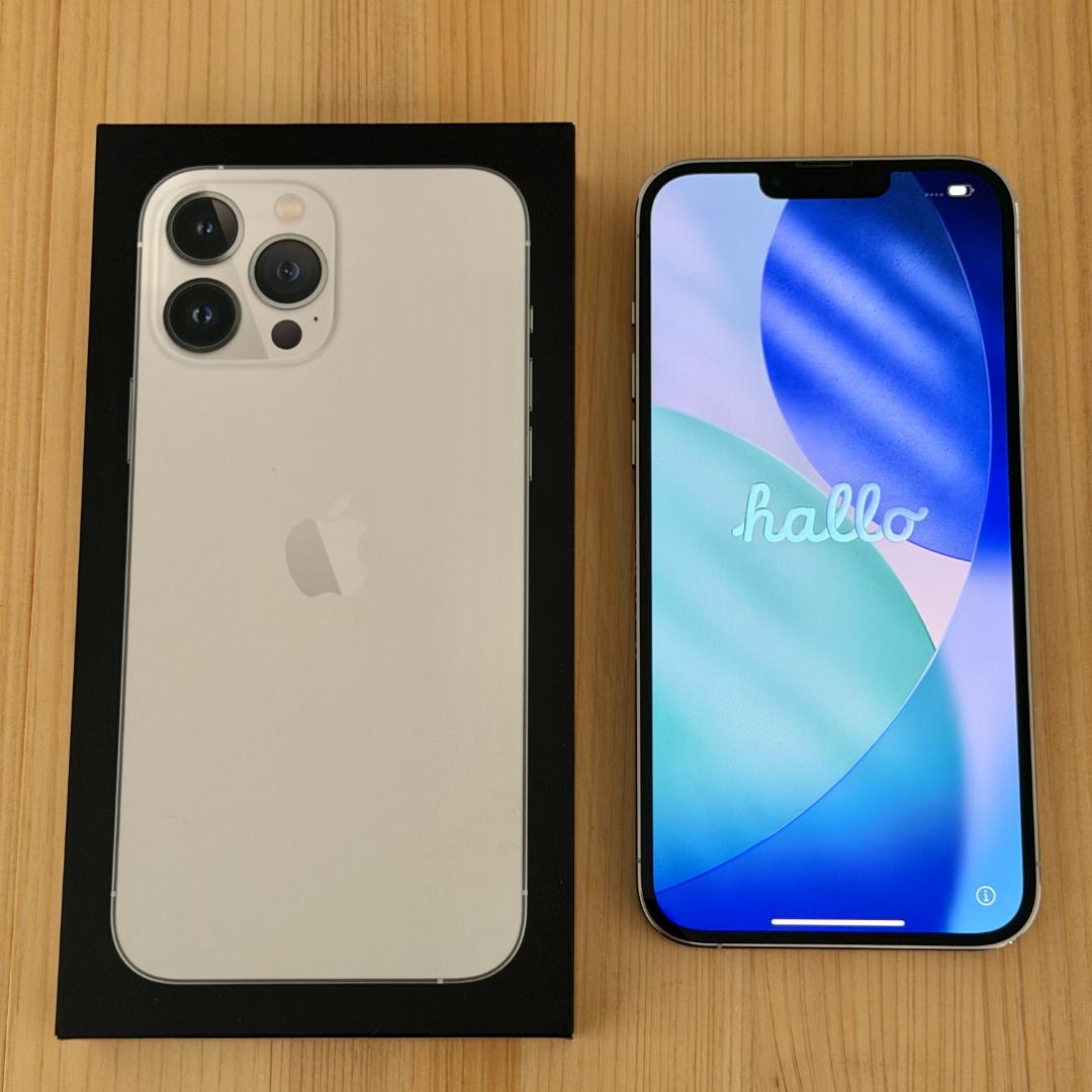 iPhone 13 ProMax 256GB SIMフリー シルバー Apple